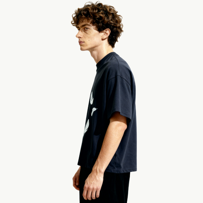 feathers boxy tee tees-clo