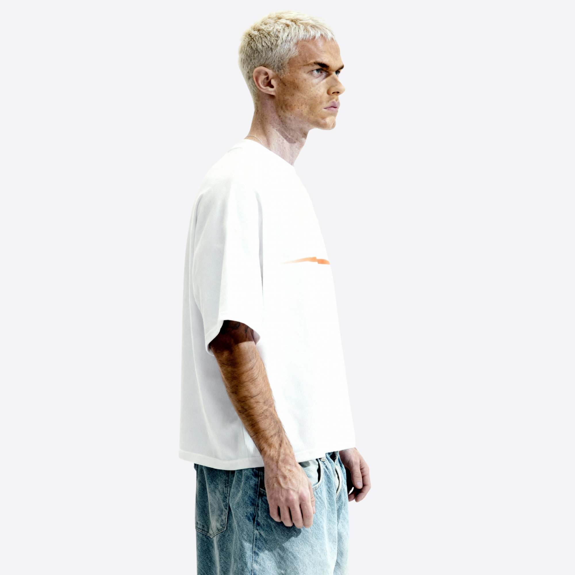 line heavy boxy tee